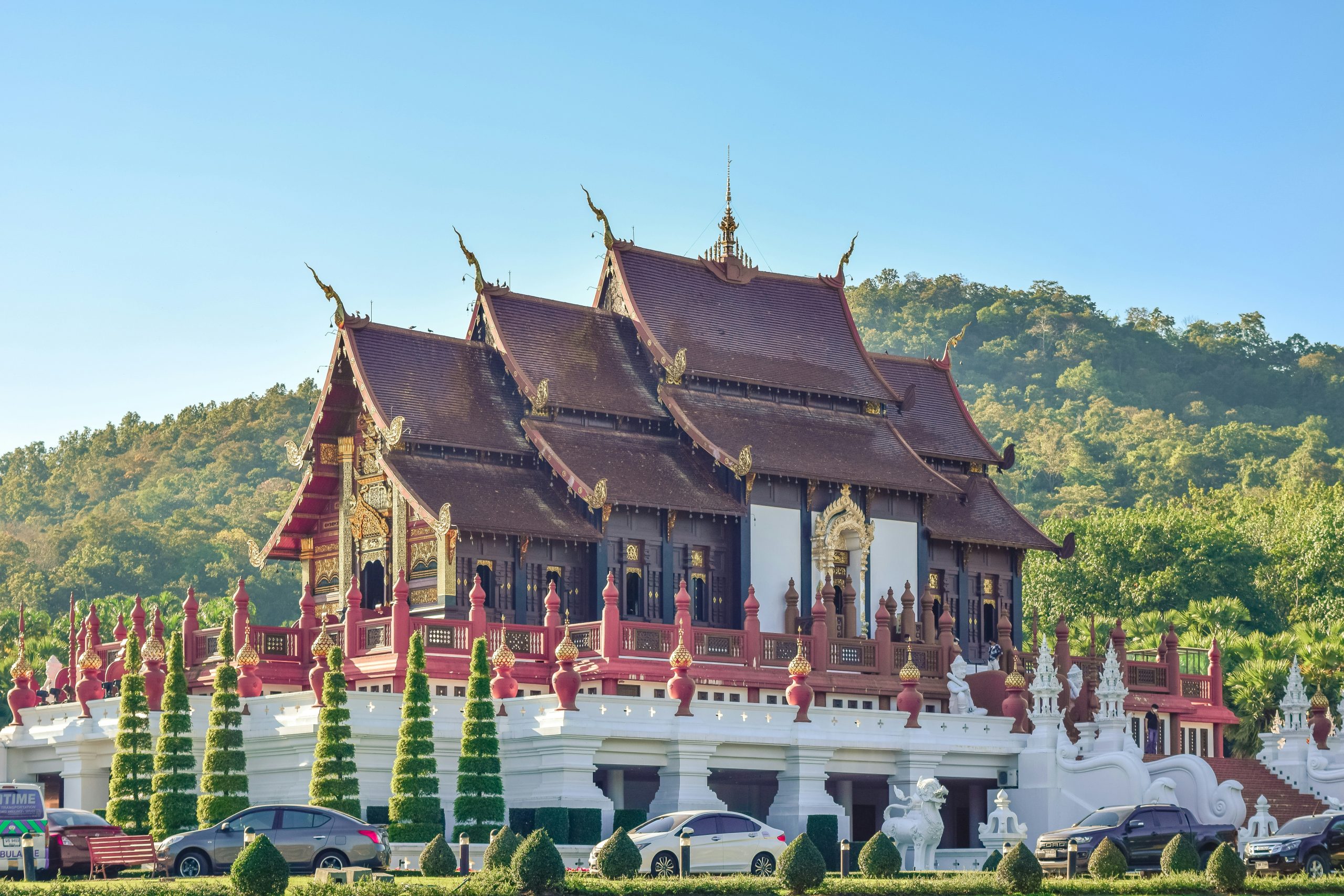 nopparuj-lamaikul-TojXlmfo-3o-unsplash